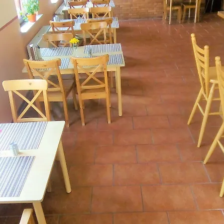 Kalimera 招待所 3*